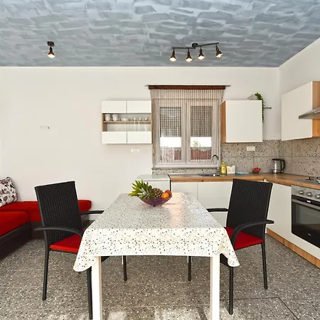 Apartman Magdalena 759 Valbandon